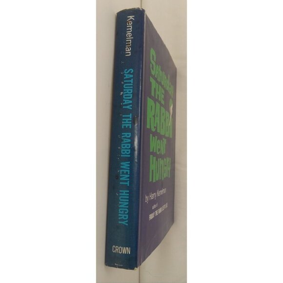 Saturday the Rabbi Went Hungry – VG+ Vintage Mystery Hardcover Book - Picture 3 of 10
